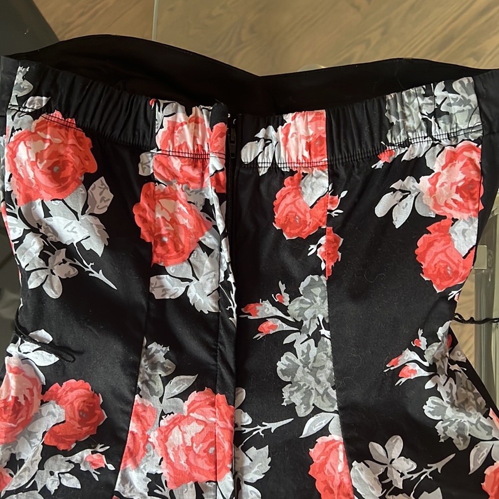 Bustier Tulle Floral Dress - Picture 5 of 7